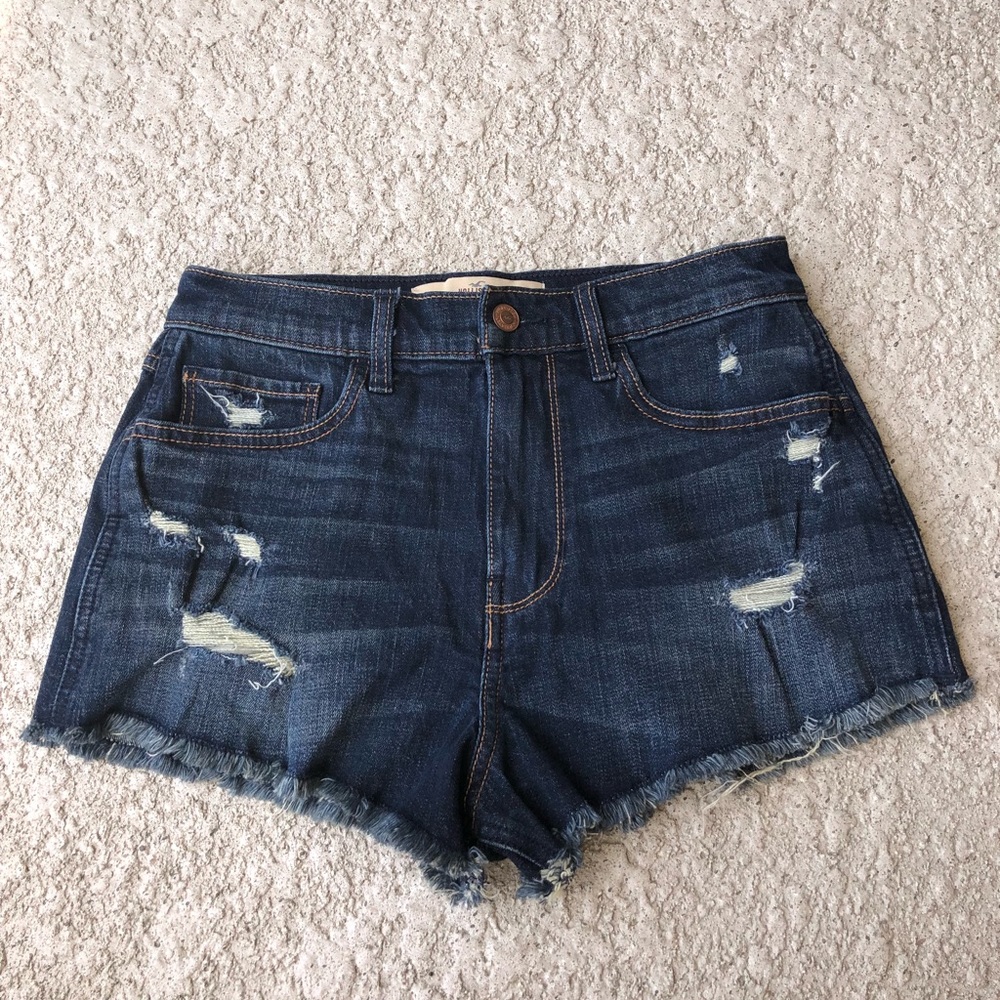 Hollister high rise vintage short size 3 / W 26